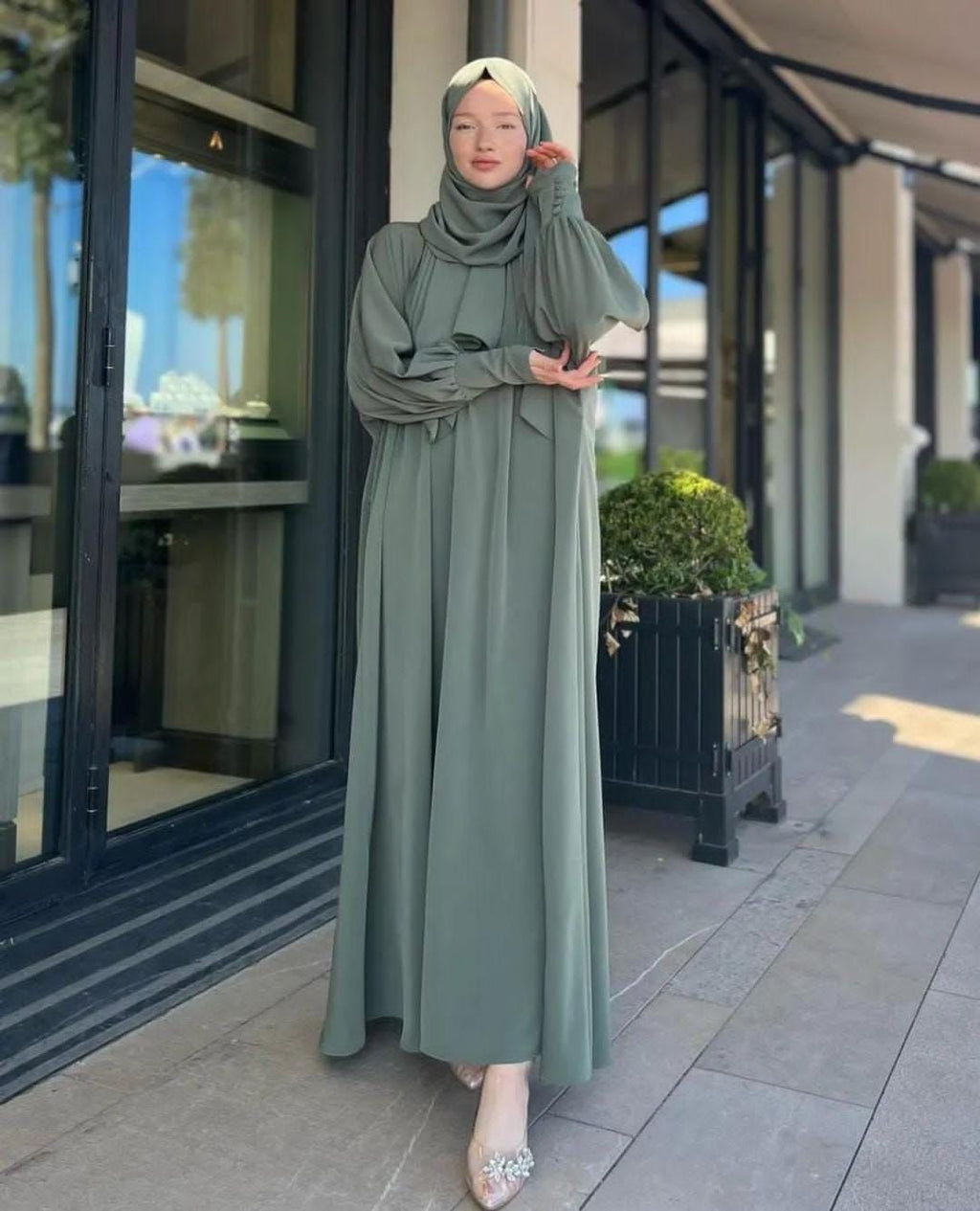 Olive Abaya