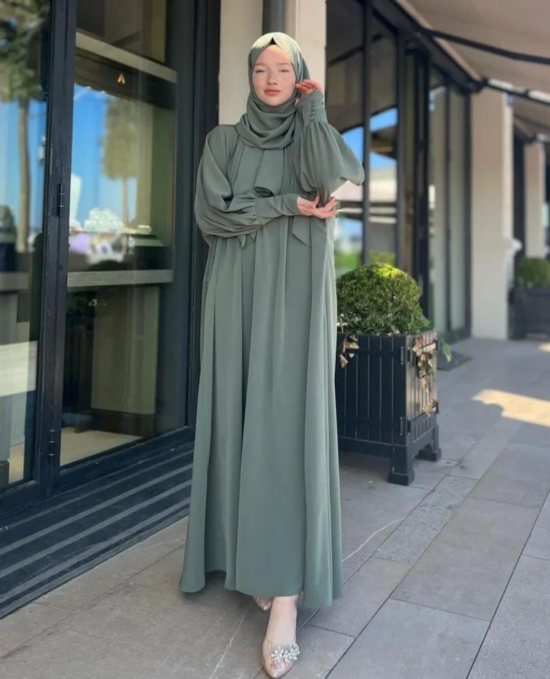 Olive Abaya