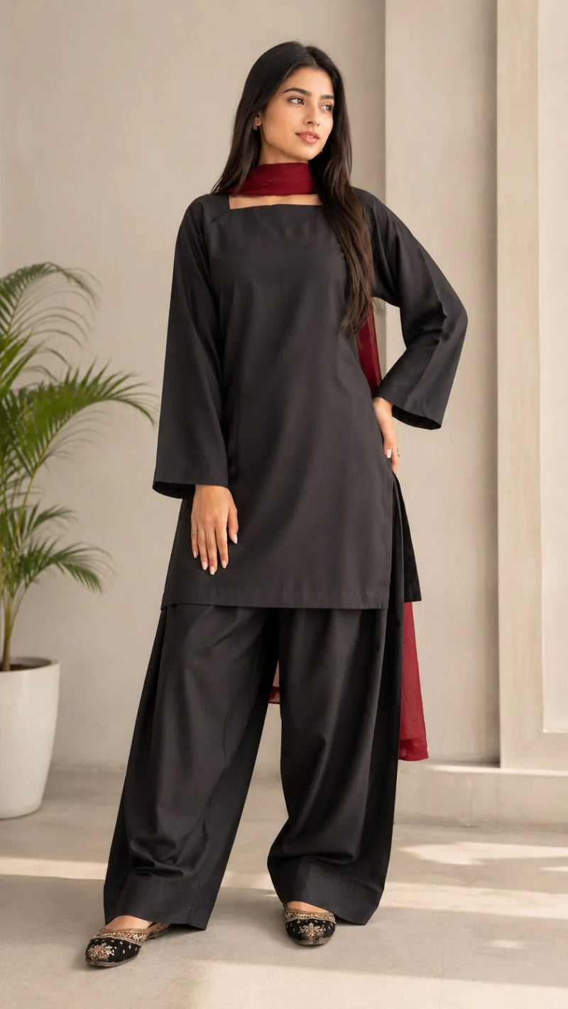 Simple Black Outfit
