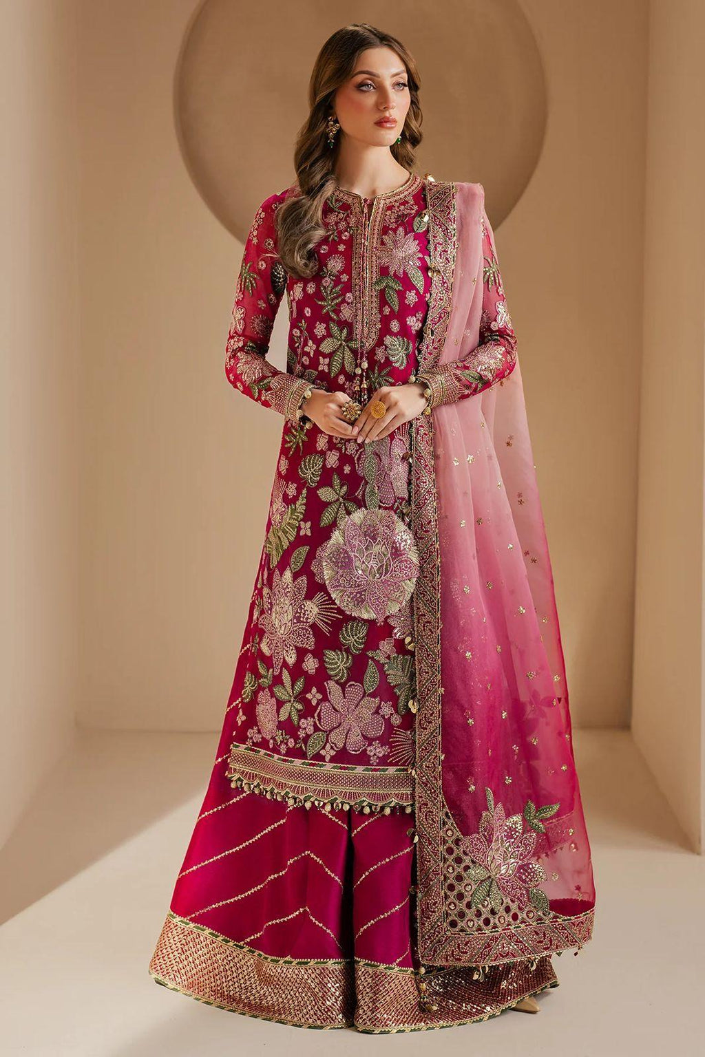 Luxury wedding dress