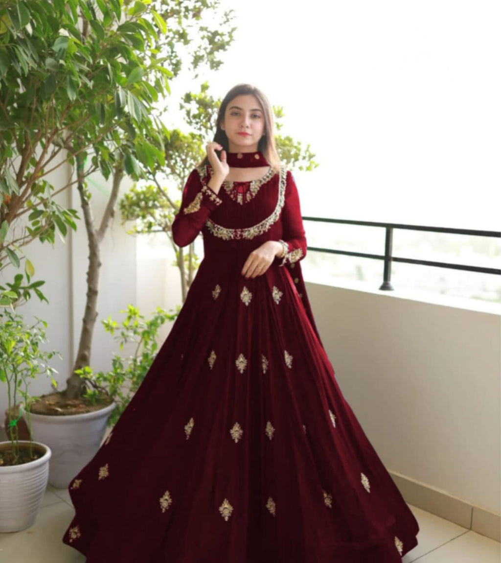 Graceful Maxi Outfit