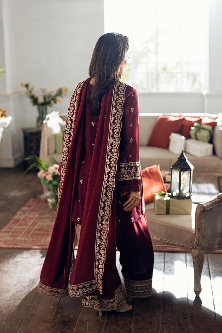 ELEGANT PARTY DRESS
